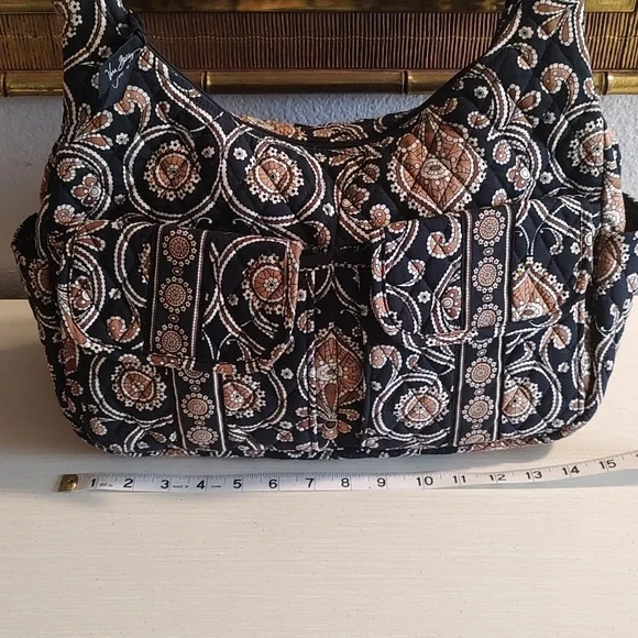 Vera Bradley EUC - Picture 3 of 6
